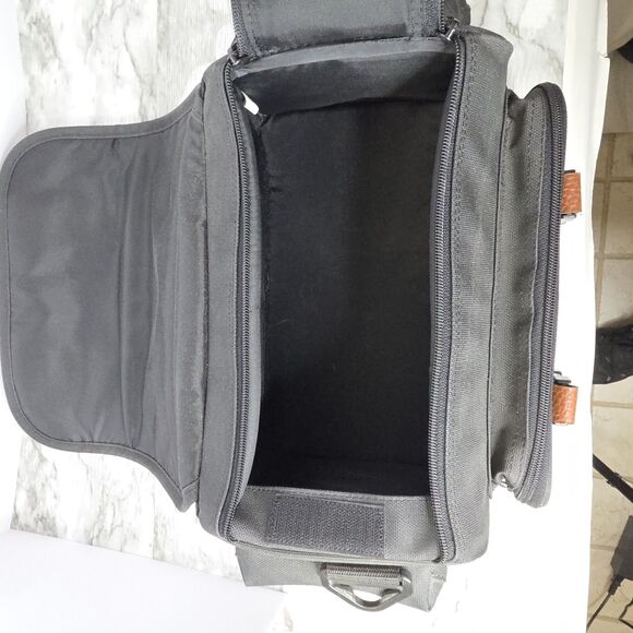 Vintage 1990s Canon Black Camera Bag Pockets Compartments - Picture 6 of 8